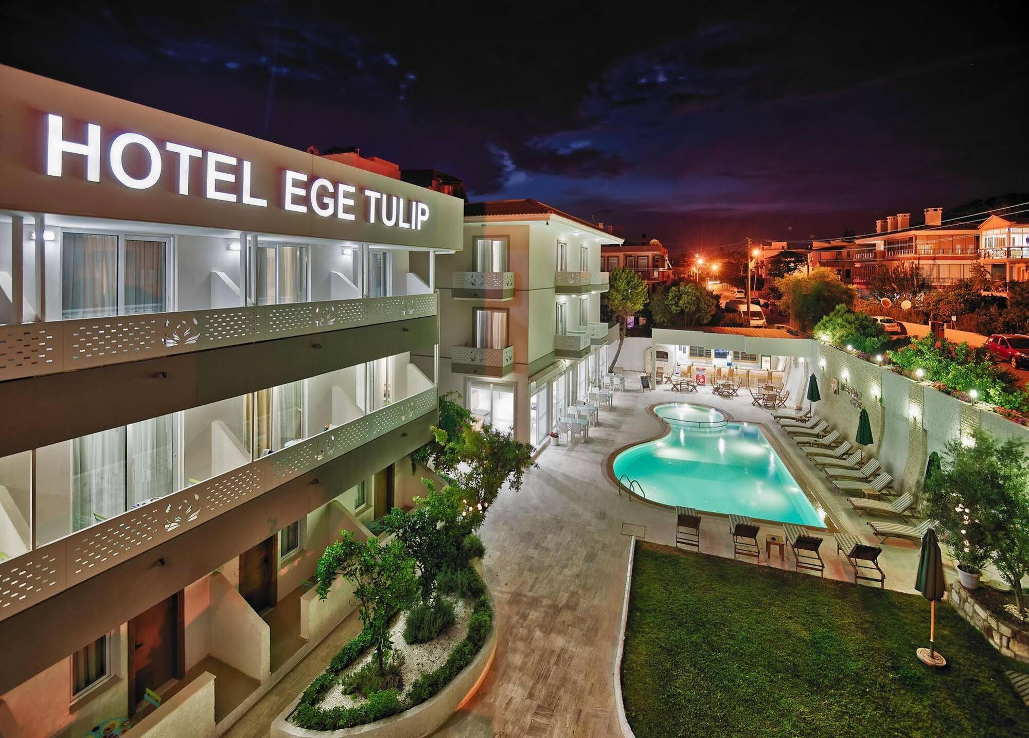 ホテル Ege Tulip Çeşme エクステリア 写真